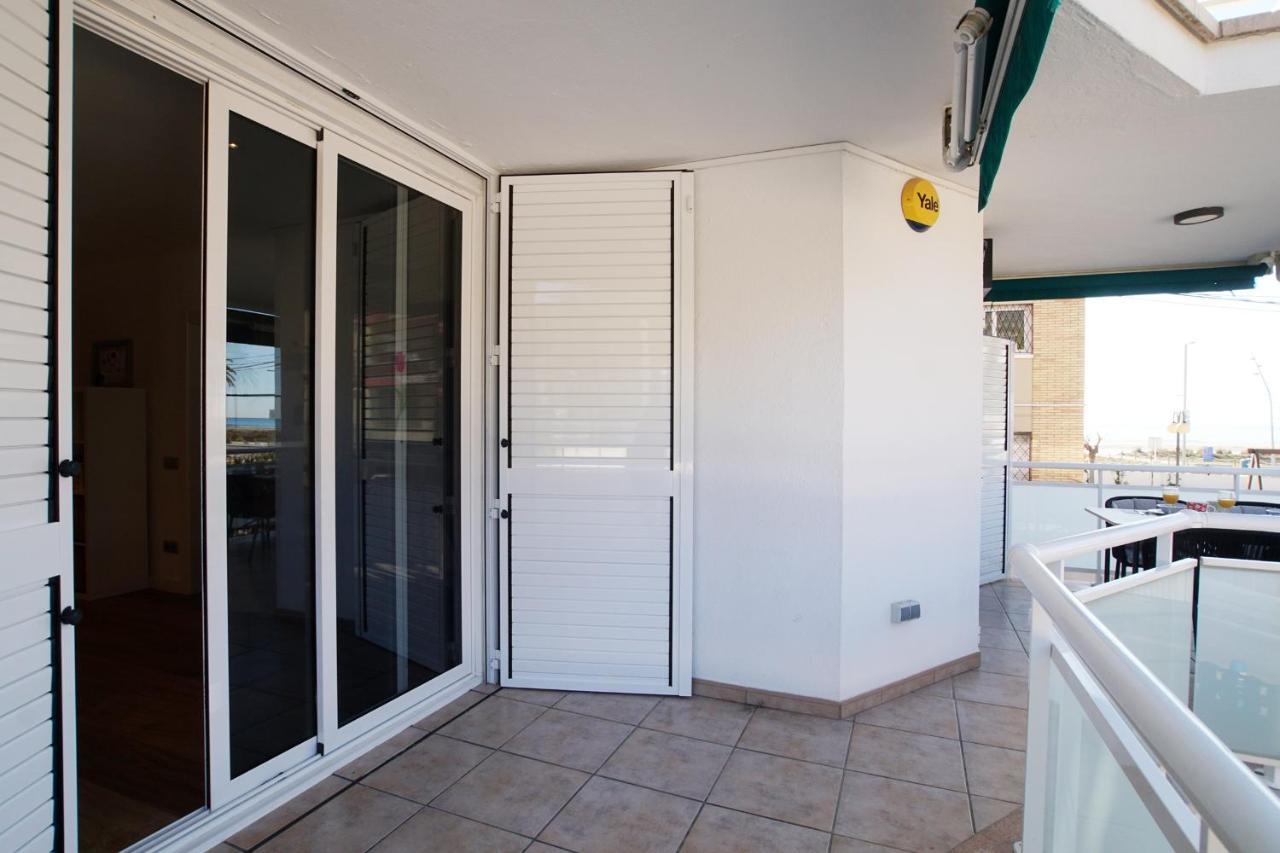 Beach Club House Appartement Castelldefels Buitenkant foto