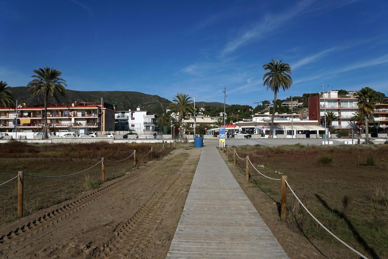 Beach Club House Appartement Castelldefels Buitenkant foto