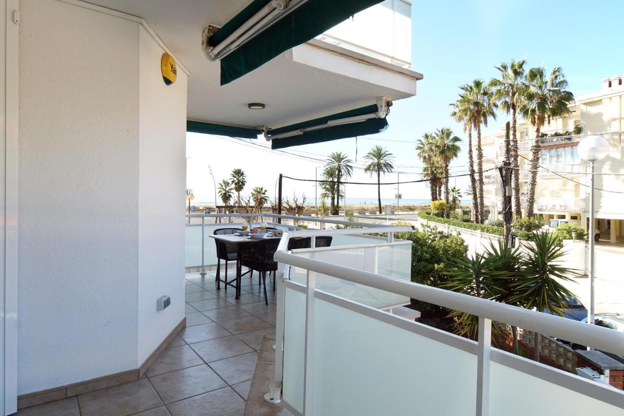 Beach Club House Appartement Castelldefels Buitenkant foto