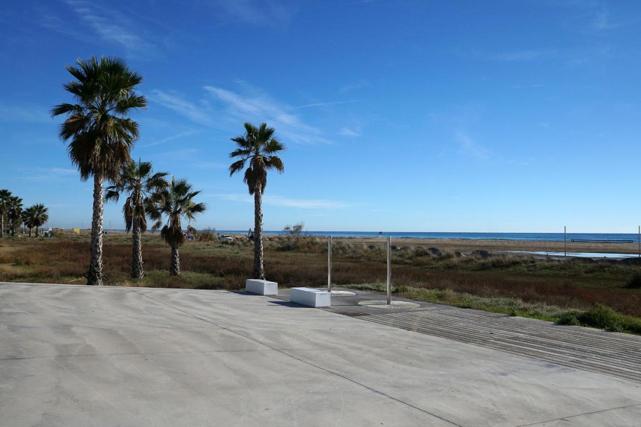 Beach Club House Appartement Castelldefels Buitenkant foto