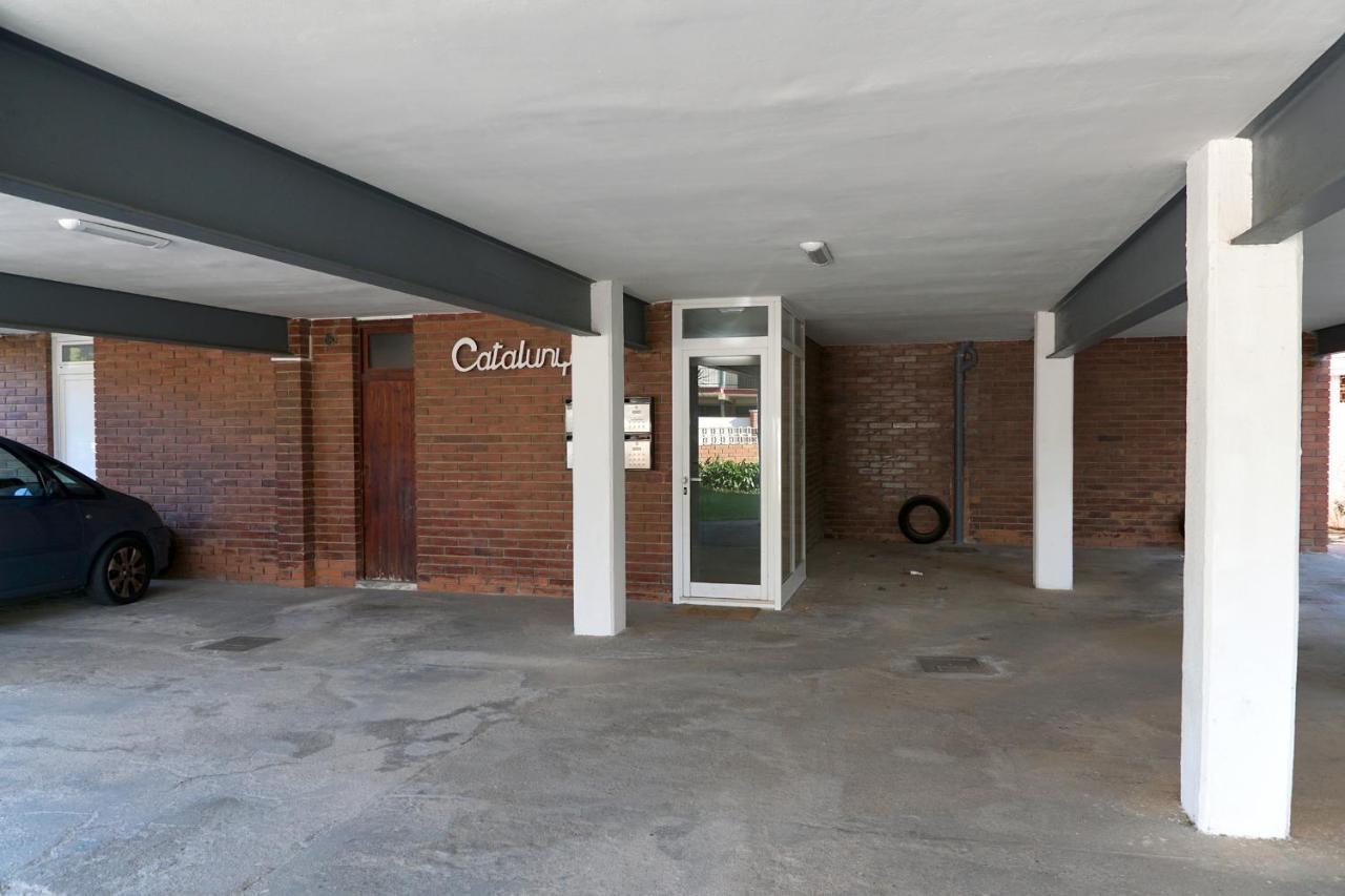 Beach Club House Appartement Castelldefels Buitenkant foto